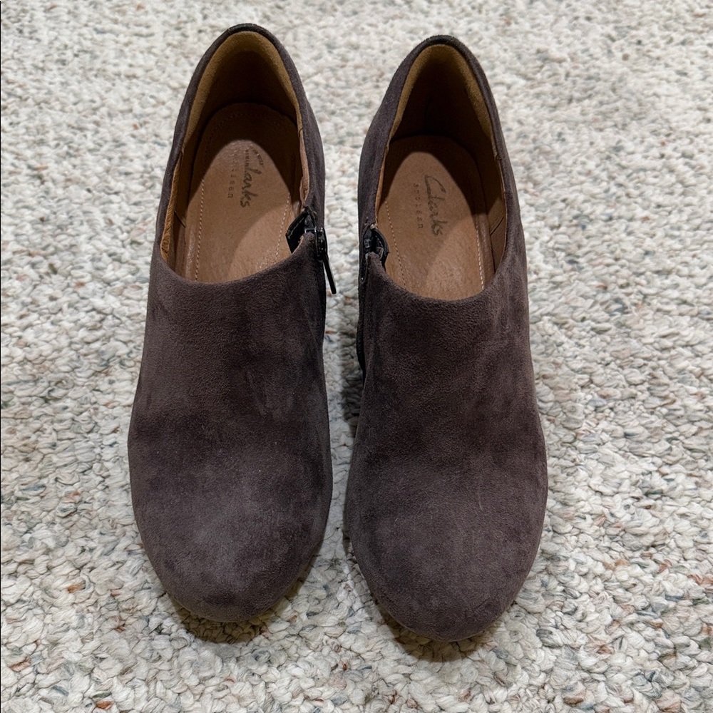 Clarks Women's Dark Brown Ankle Booties